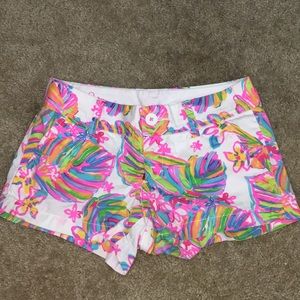 Lilly Pulitzer Walsh shorts size 00